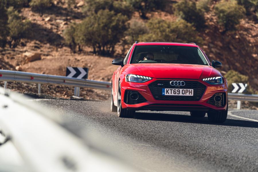  Audi RS4 Avant (B9) 2020 года  (UK) (фото 18 из 80)